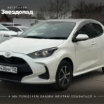 Toyota Yaris, 2020 - фото автомобиля