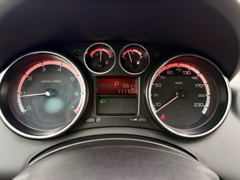 ,  - фото автомобиля
