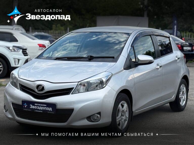 Toyota, 2011 - фото автомобиля