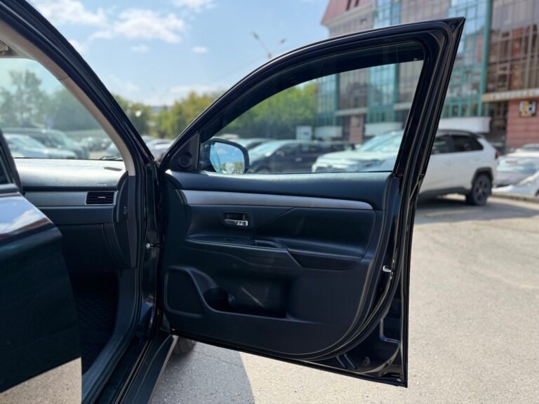 , - фото автомобиля