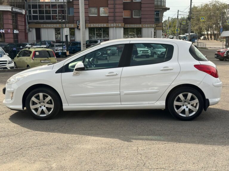 ,  - фото автомобиля