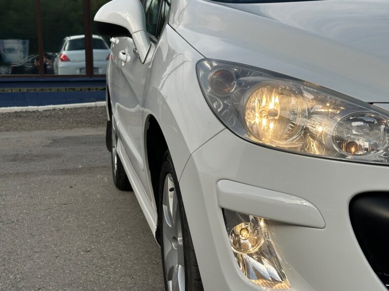 ,  - фото автомобиля