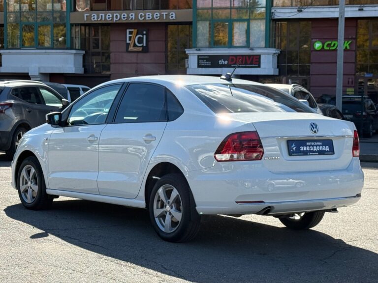 , - фото автомобиля