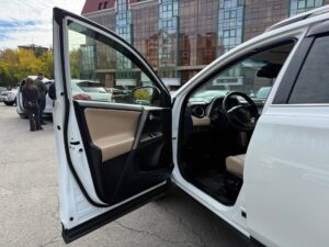 ,  - фото автомобиля