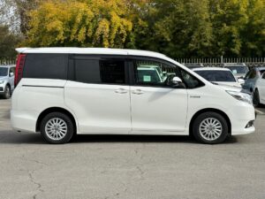 ,  - фото автомобиля