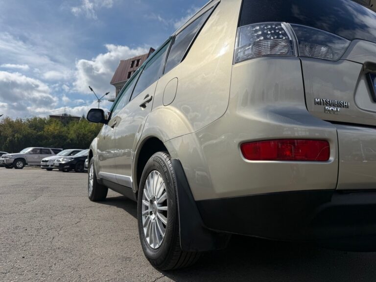 ,  - фото автомобиля
