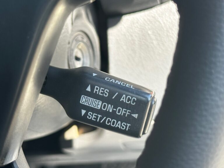 , - фото автомобиля