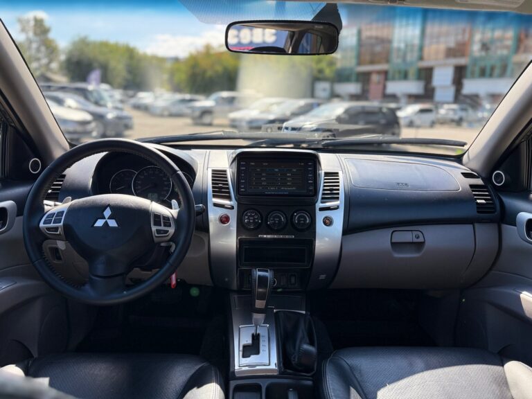 ,  - фото автомобиля