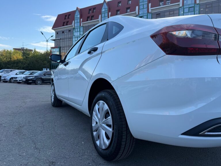 , - фото автомобиля