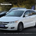 Honda Stream, 2010 - фото автомобиля